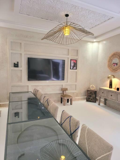 Riad Isahiac Avec Piscine En Exclusivite Marrakesh Ngoại thất bức ảnh