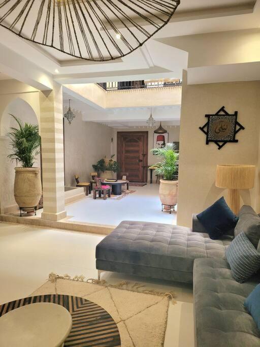Riad Isahiac Avec Piscine En Exclusivite Marrakesh Ngoại thất bức ảnh