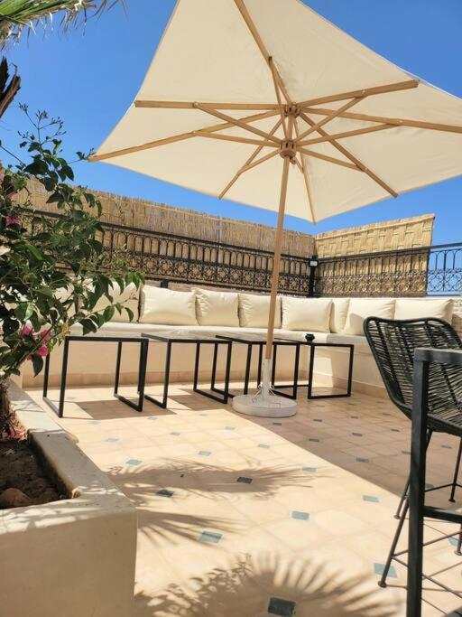 Riad Isahiac Avec Piscine En Exclusivite Marrakesh Ngoại thất bức ảnh